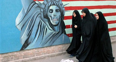 اللافتات في شوارع طهران