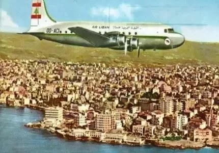 طائرة لبنانية