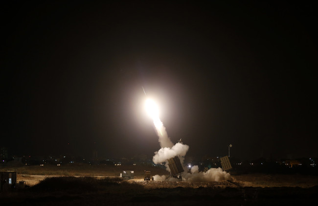 الدرع الصاروخية الإسرائيلية، 8 يوليو 2014