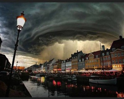 غيمة عجيبة في سماء كوبنهاغن بالدنمارك