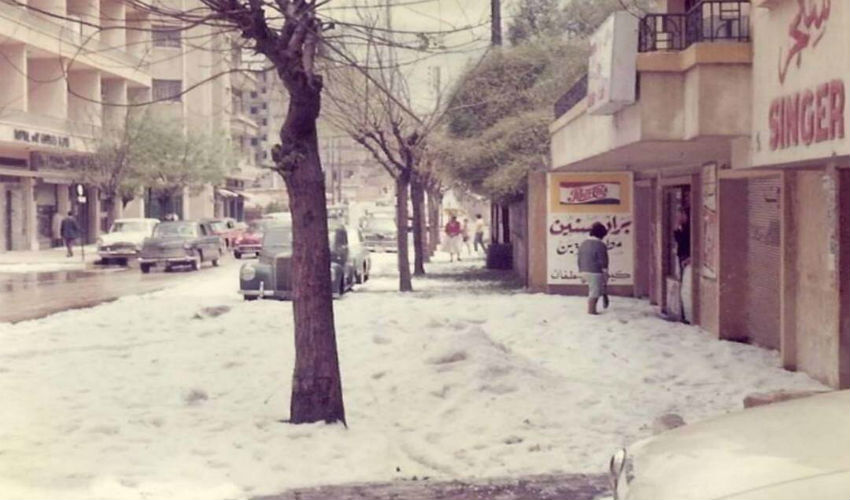 عام 1963 الثلوج تكسوا على سواحل بيروت