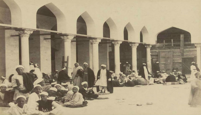 طلاب جامع الأزهر في القاهرة-مصر