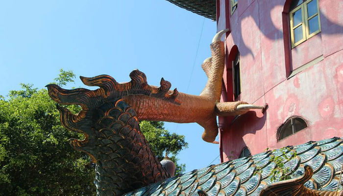 شكل معبد التنين في تايلاند