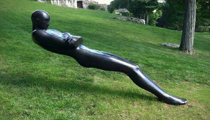 تمثال «أبيدو» من تصميم الفنان «إميل الزمورا» في حديقة في نيويورك