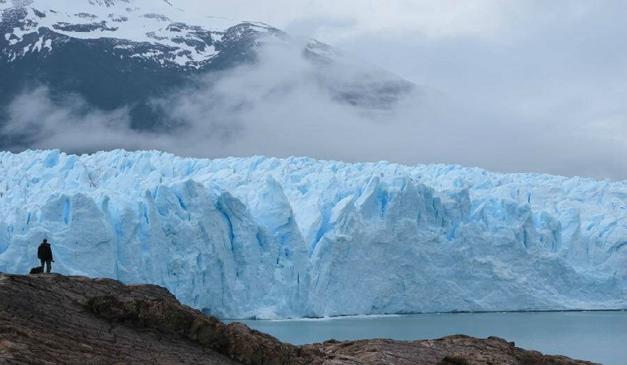 نهر «بيريتو مورينو» الجليدي في الأرجنتين