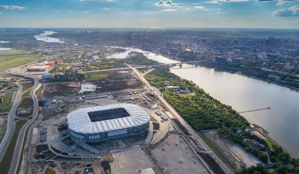 كما أن ملعب روستوف أرينا - روستوف أون دونو-روسيا، يتسع لـ45 ألف متفرج