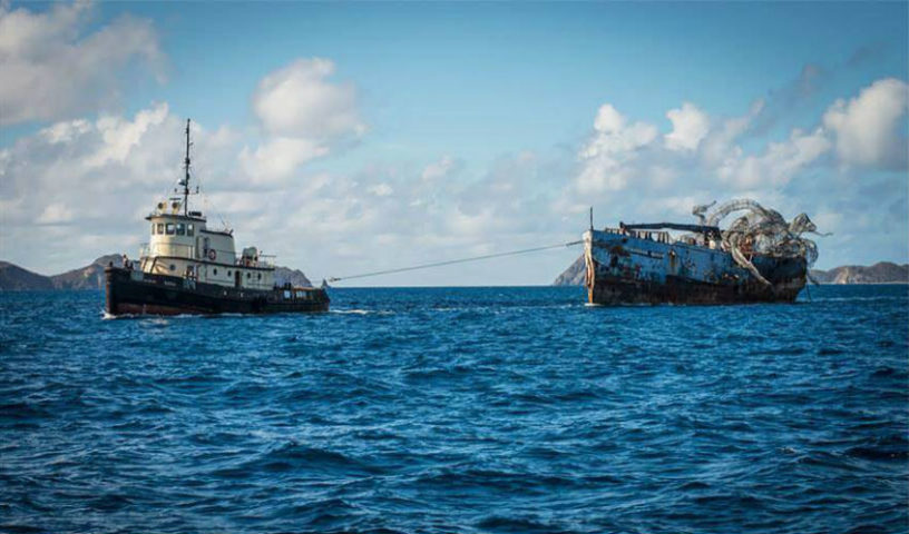 سفينة الكراكن العملاق في البحر الكاريبي