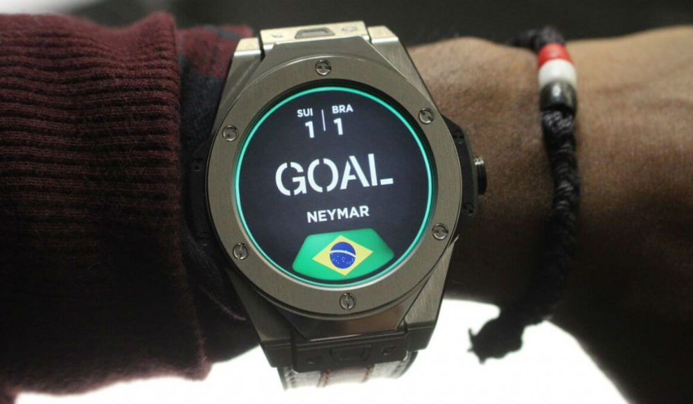 ساعة «هوبلوت» الذكية لمونديال روسيا 2018 لمنتخب البرازيل تهتز عند دخول هدف في أحد المبارات