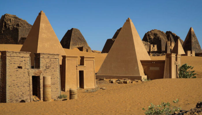 أهرامات النوبة في السودان قبل أن يتم سرقتها