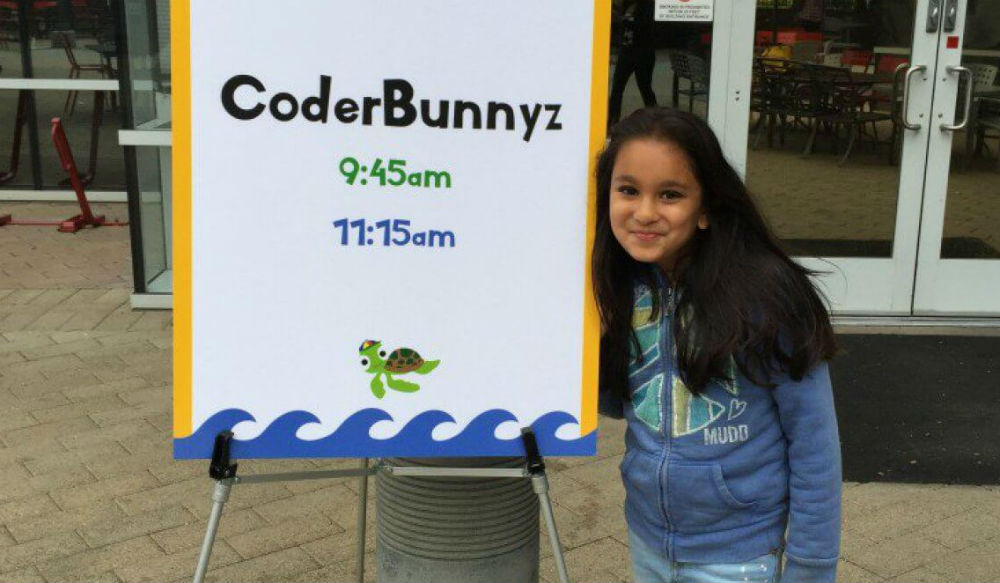 برنامج «CoderBunnyz» لـ«سامايرا ميهتا» أصغر عالمة برمجة في العالم