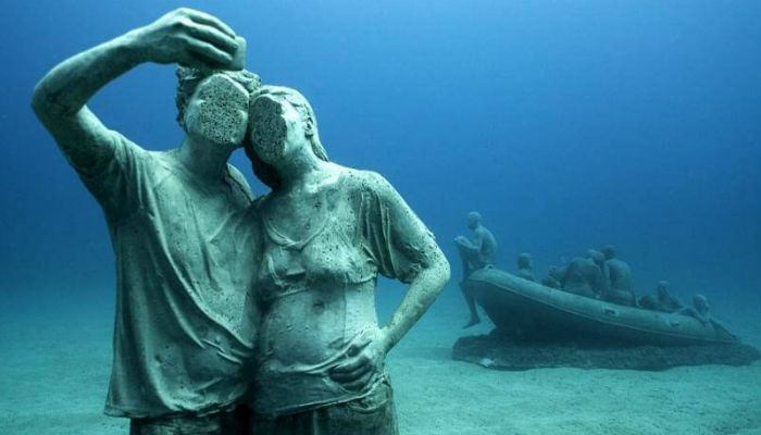 متحف "أتلاننتيكو" يحتوي على منحوتات تحت الماء في أوروبا.