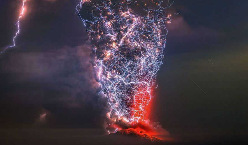 صورة لبركان فاز بمسابقة أجمل صور حاصلة على جائزة "سيينا" العالمية لعام 2018.