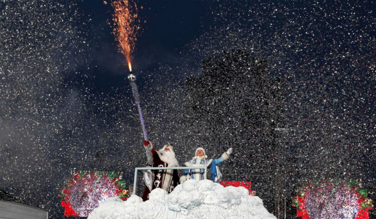 إحتفالات عيد الميلاد في مينسك-روسيا البيضاء.