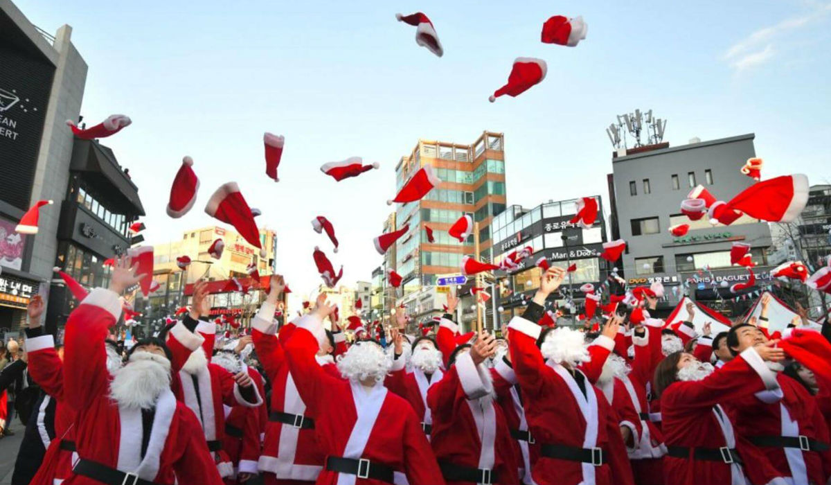 إحتفالات عيد الميلاد في سيول-كوريا الجنوبية.