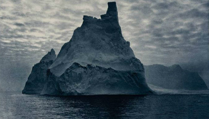 القارة القطبية الجنوبية "أنتاركتيكا".