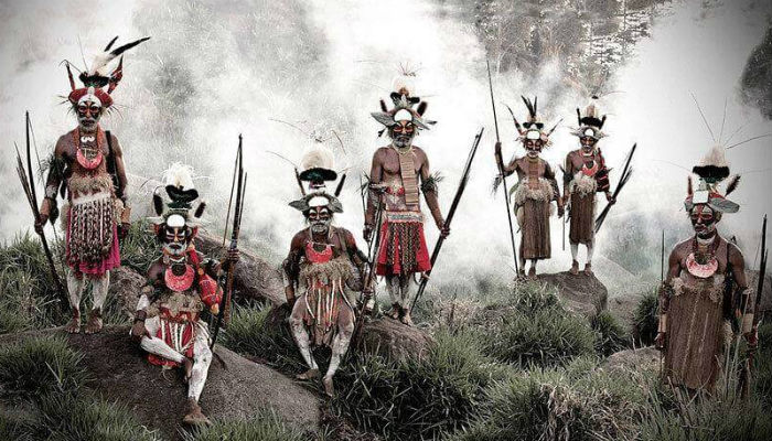 "قبيلة ليكيكايبا" في بابوا-غينيا الجديدة