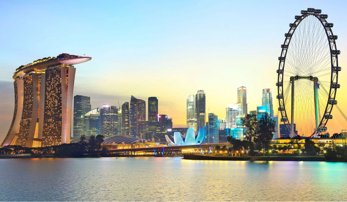 سنغافورة - سنغافورة، حوالي 18 مليون و551.20 زائر في عام 2018.