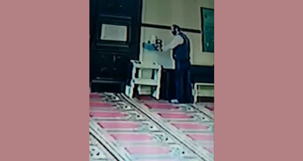 سرقة مسجد تعلبايا