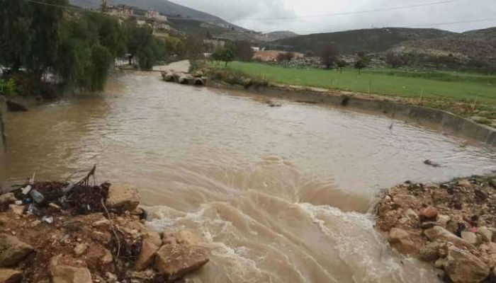 فيضان نهر الليطاني يجتاح الحقول وصولاً الى جسر الخردلي و الست زبيدة في حبوش.
