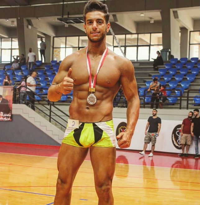 البطل "محمد مزقزق" الشهير بـ"زازا" نال المرتبة الثانية بمسابقة كمال الأجسام، كما حاز على الميدالية الفضية.