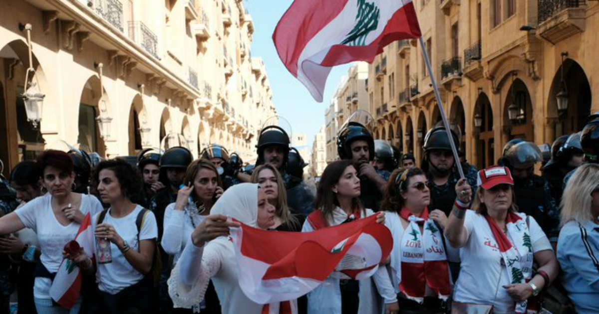 لبنان ينتفض