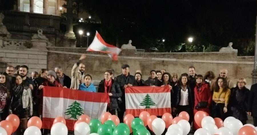 ايطاليا