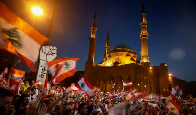 دخلت التظاهرات في لبنان شهرها الثاني