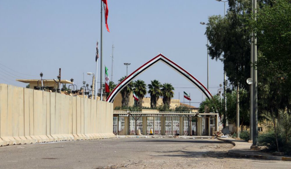 معبر خسروي الحدودي مع العراق مغلق بسبب الأوضاع في العراق والهتافات المناوئة ضد النظام الإيراني