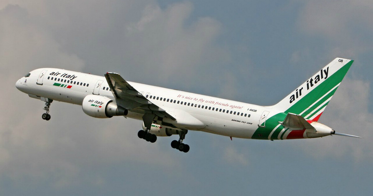 طائرة ايطالية