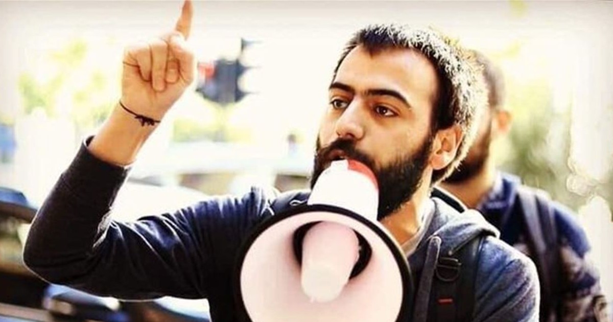 محمد بزيع