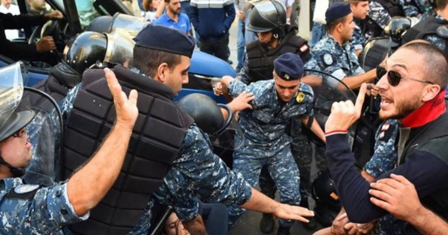 التوقيفات سلاح ترهيبي للاجهزة الامنية ضد المتظاهرين