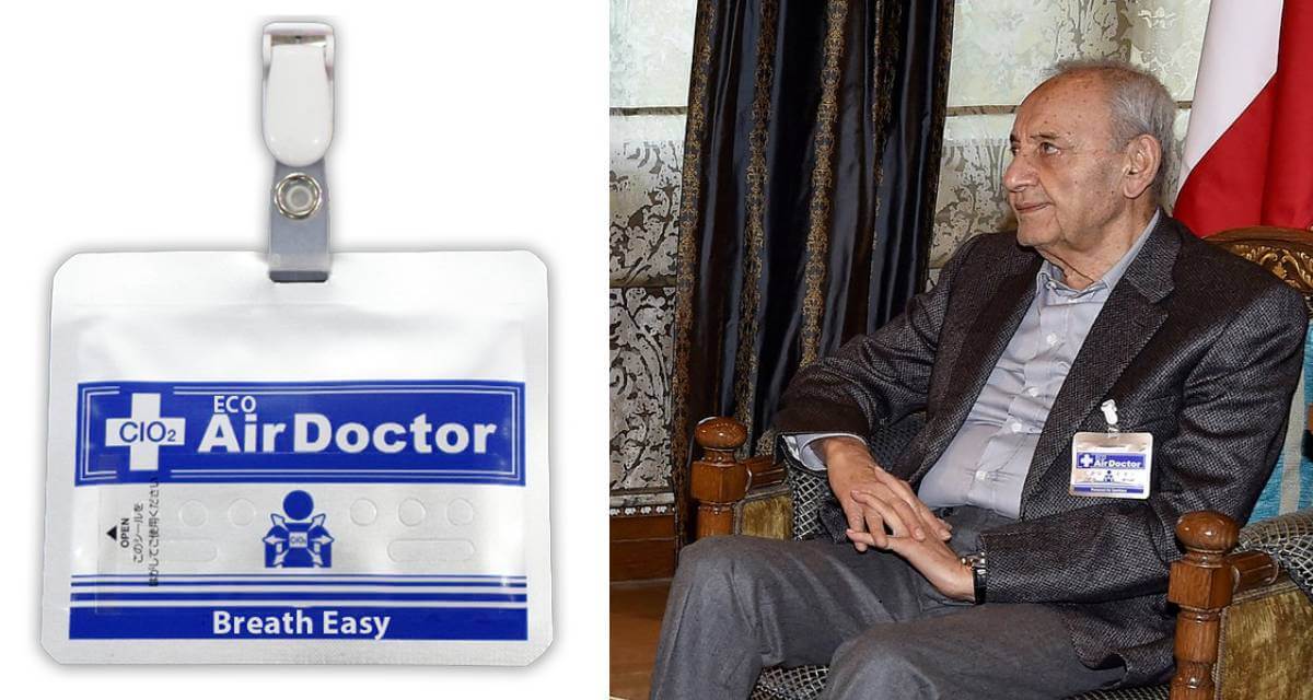 رئيس مجلس النواب نبيه بري يضع بطاقة Air Doctor في زمن كورونا