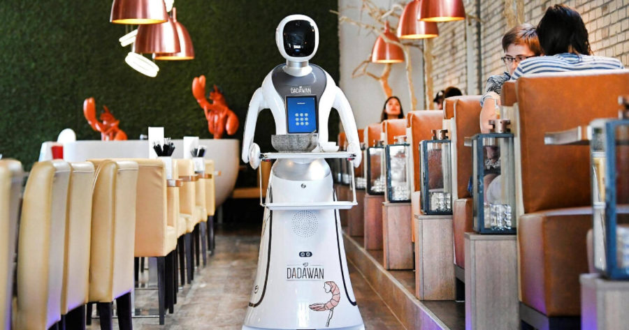 مطعم دادوان يستخدم روبوتات لتقديم الطلبات