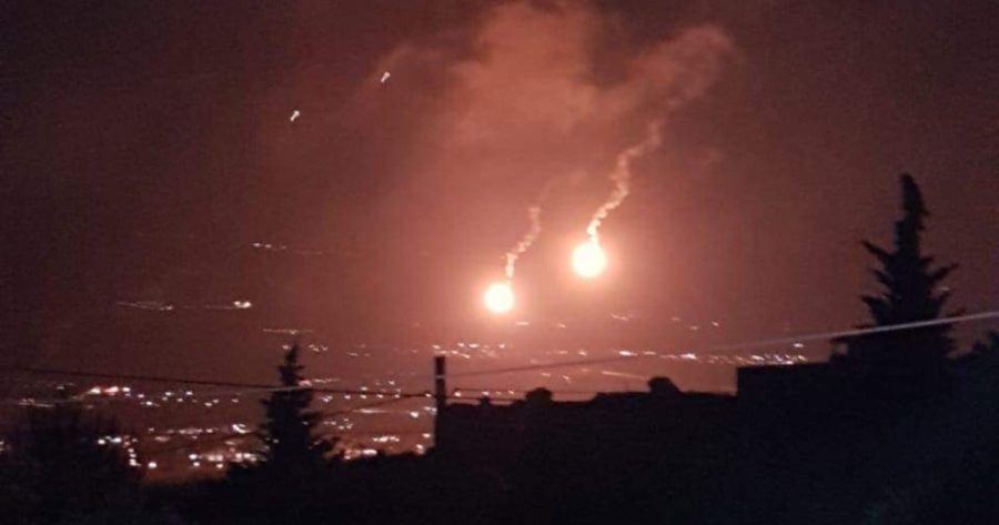 قنابل ضوئية جنوب لبنان