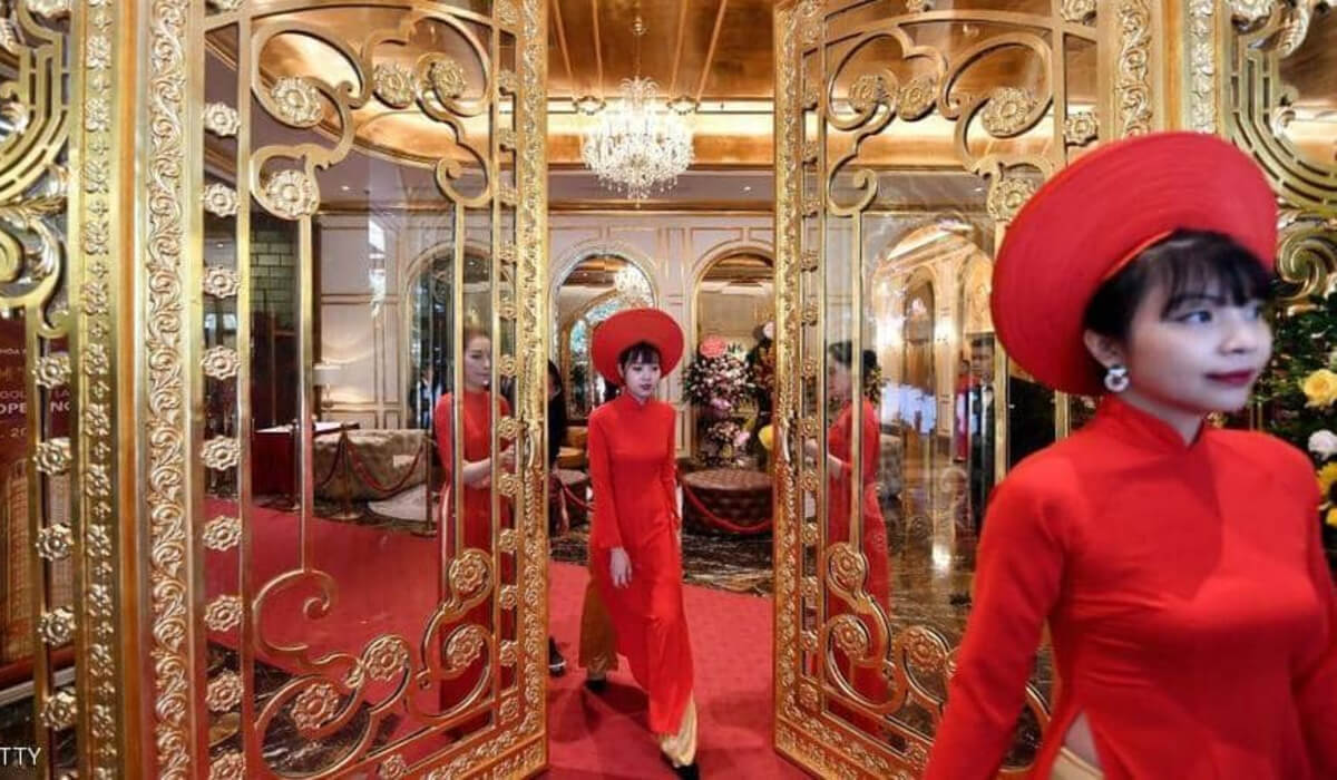 كلّف بناء فندق دولتشي هانوي غولدن لايك نحو 200 مليون دولار. 
