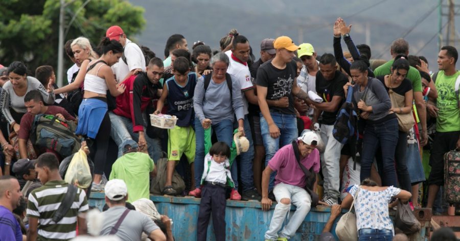 لبنانيو فنزويلا يعانون من الحصار وكورونا