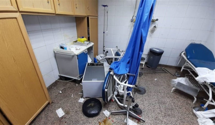 تكسير مستشفى في طرابلس