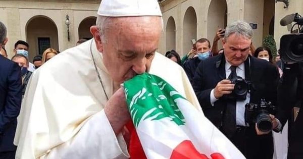 البابا فرنسيس لبنان