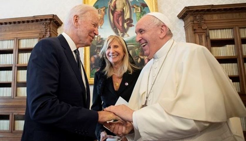 جو بايدن البابا فرنسيس
