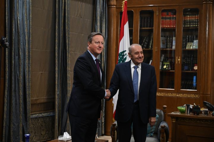 بري كاميرون