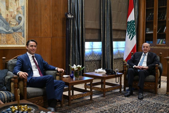 بري هوكشتاين