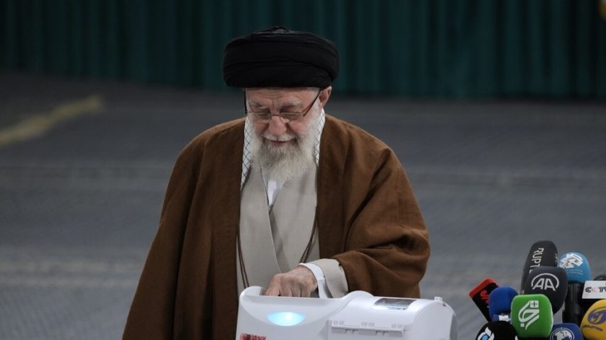 علي خامنئي