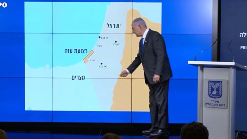 نتنياهو وخريطة فلسطين الضفة الغربية غزة