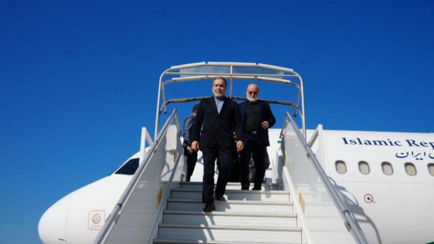 Abbas Araghchi Airplane landing in beirut