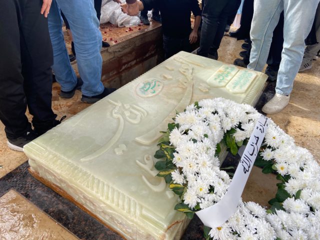 بعدسة جنوبية : مراسم دفن محمد عفيف مسؤول العلاقات الإعلامية في حزب الله