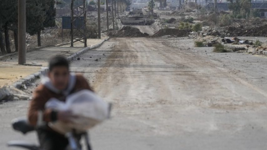 Syria Quneitra Residents (AP)