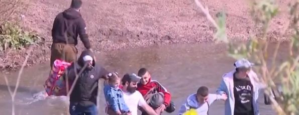 Akkar River Syrian Refugees fleiing syrian Coast towns (Screenshot Janoubia_AlHadath)