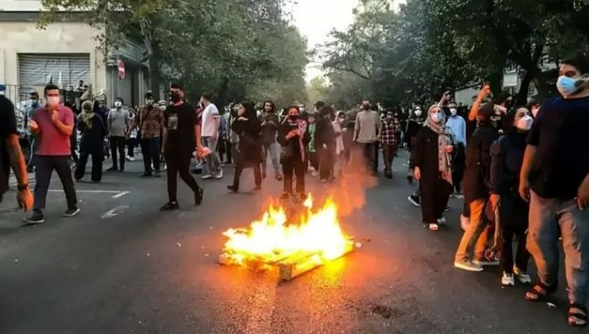الاحتجاجات في ايران