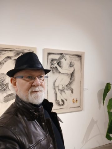 التشكيلية فاطمة مرتضى فنانة تجمع شكل الروح في مرآتها!