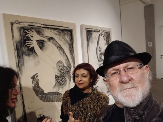 التشكيلية فاطمة مرتضى فنانة تجمع شكل الروح في مرآتها!